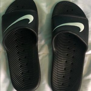 nike slides